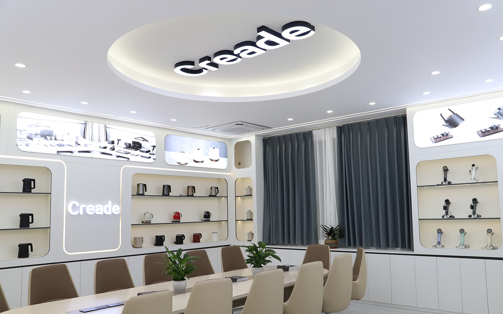 Creade Showroom1