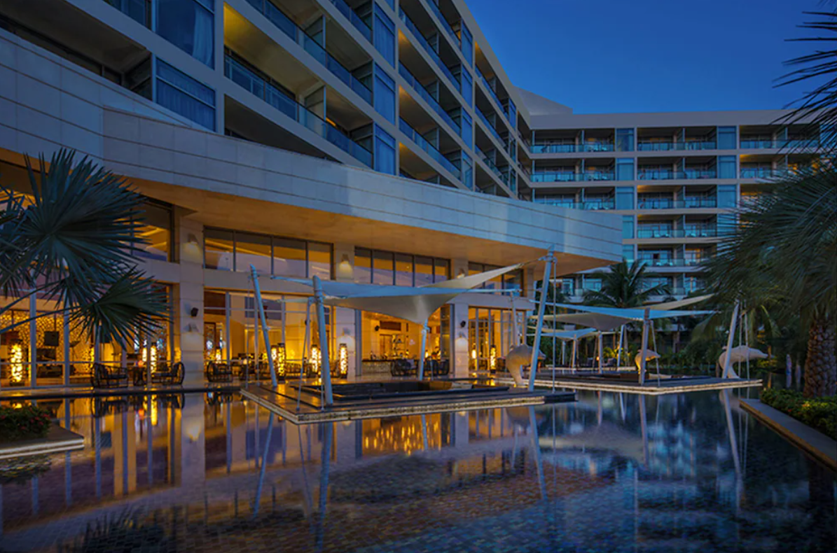 Which 5 Stars Hotels Creade Have Cooperated with?